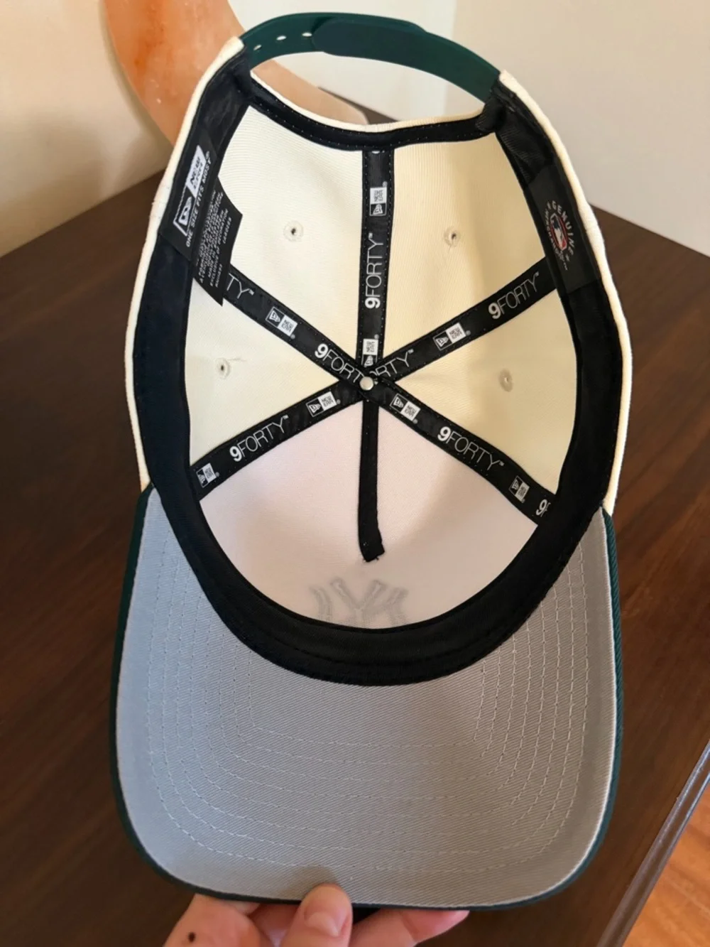 New York Yankees New Era 9Forty A-Frame Cap - Picture 6 of 8